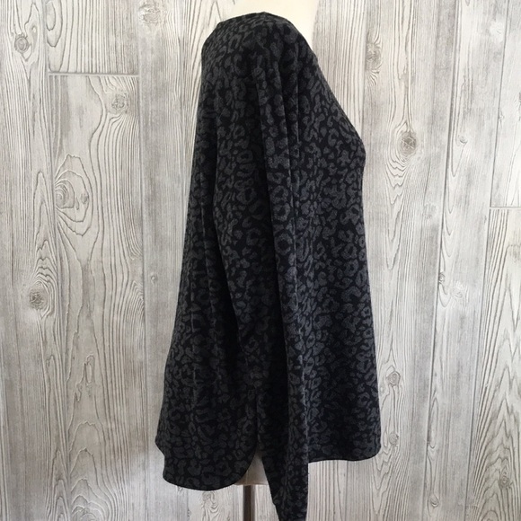 H&M Animal Print Long Sleeve Top Large - Picture 5 of 11